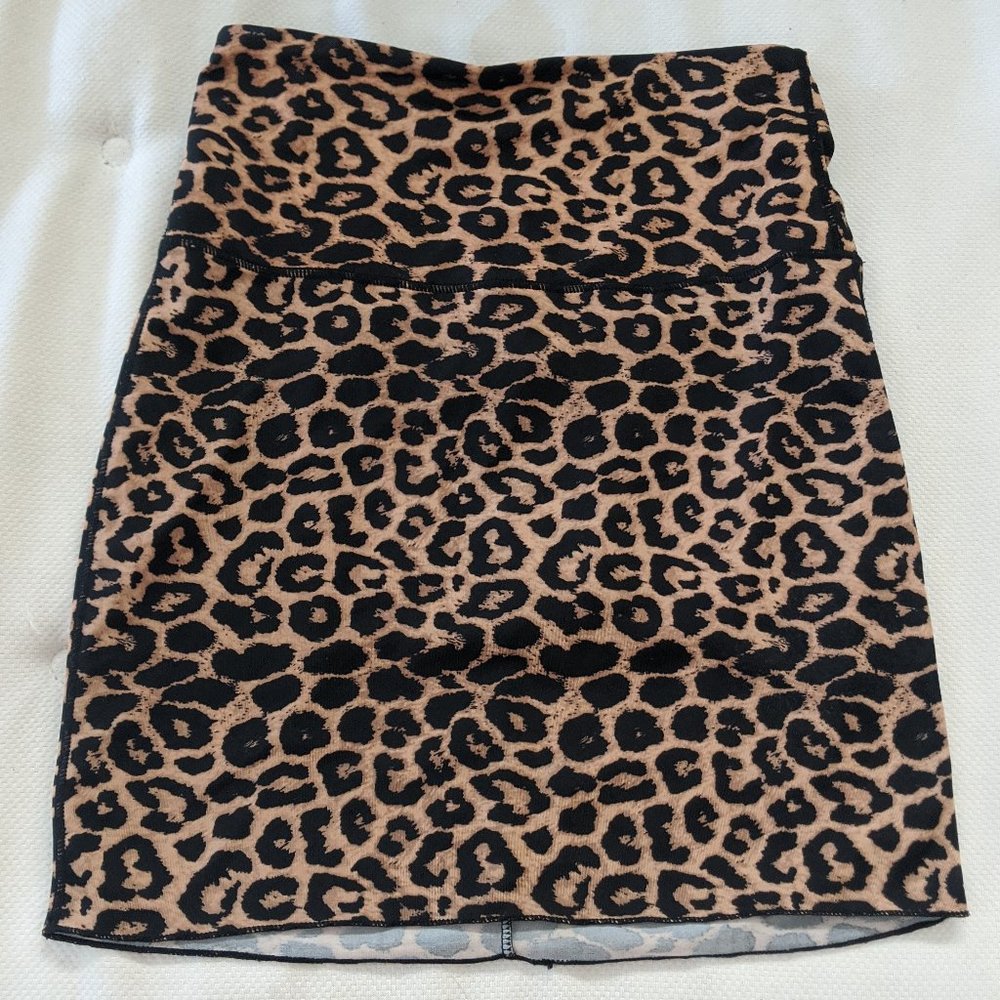Stretch Leapord Print Mini Skirt